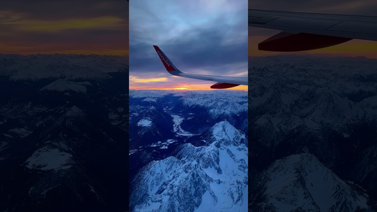 Now that is what we call a wing view 🏔️😍 📸: @mariamdudar