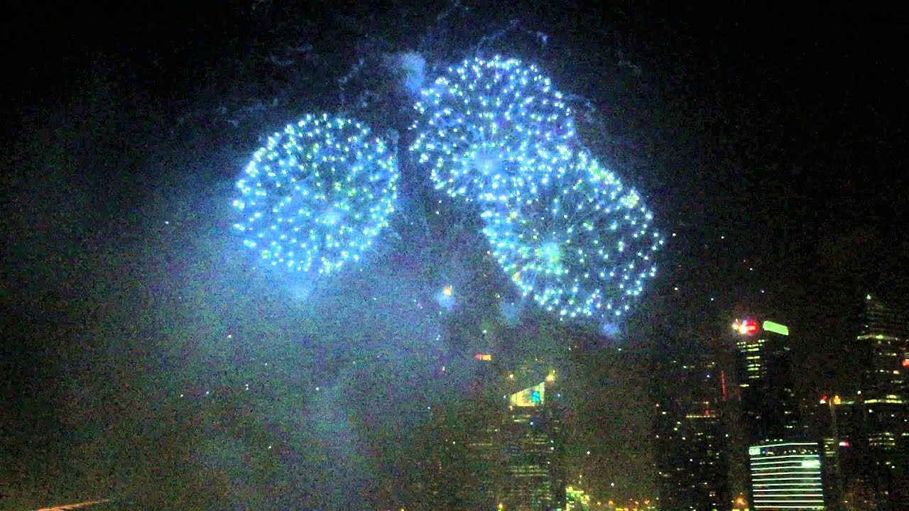 Singapore Marina Bay Countdown Fireworks 2015 #Singapore #2015 #SG50