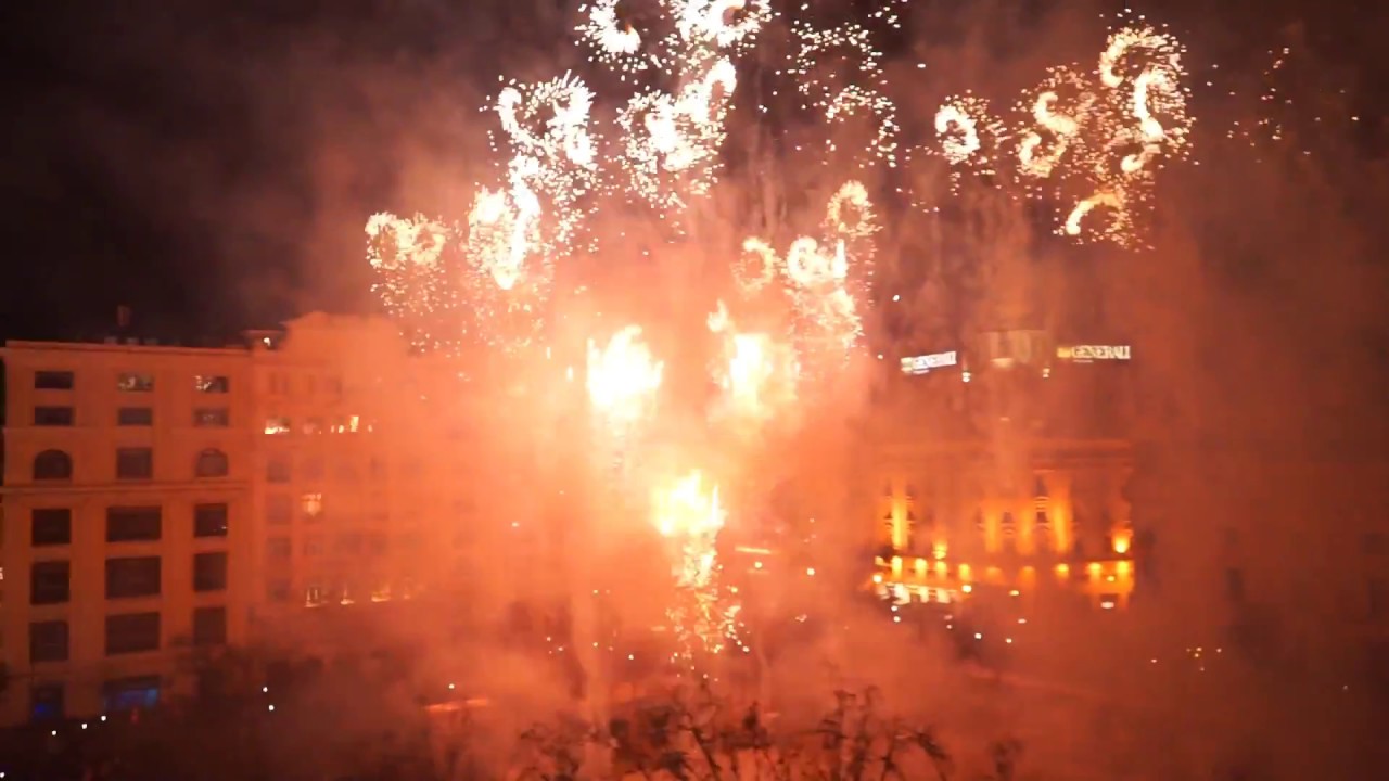 So Close You'll Get Hit By Firework Debris - Color Mascleta March 3rd, Fallas 2018