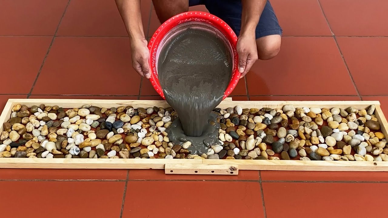 Pebbles And Cement - Simple And Clever Way To Create Works Of Art For Your Garden