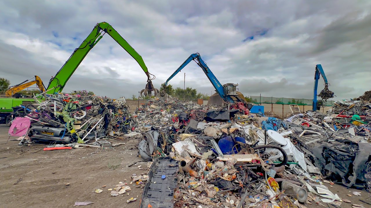 Material Handling & Container Loading at Global Ardour Recycling | PRESTON | Scrap Yard #scrapmetal