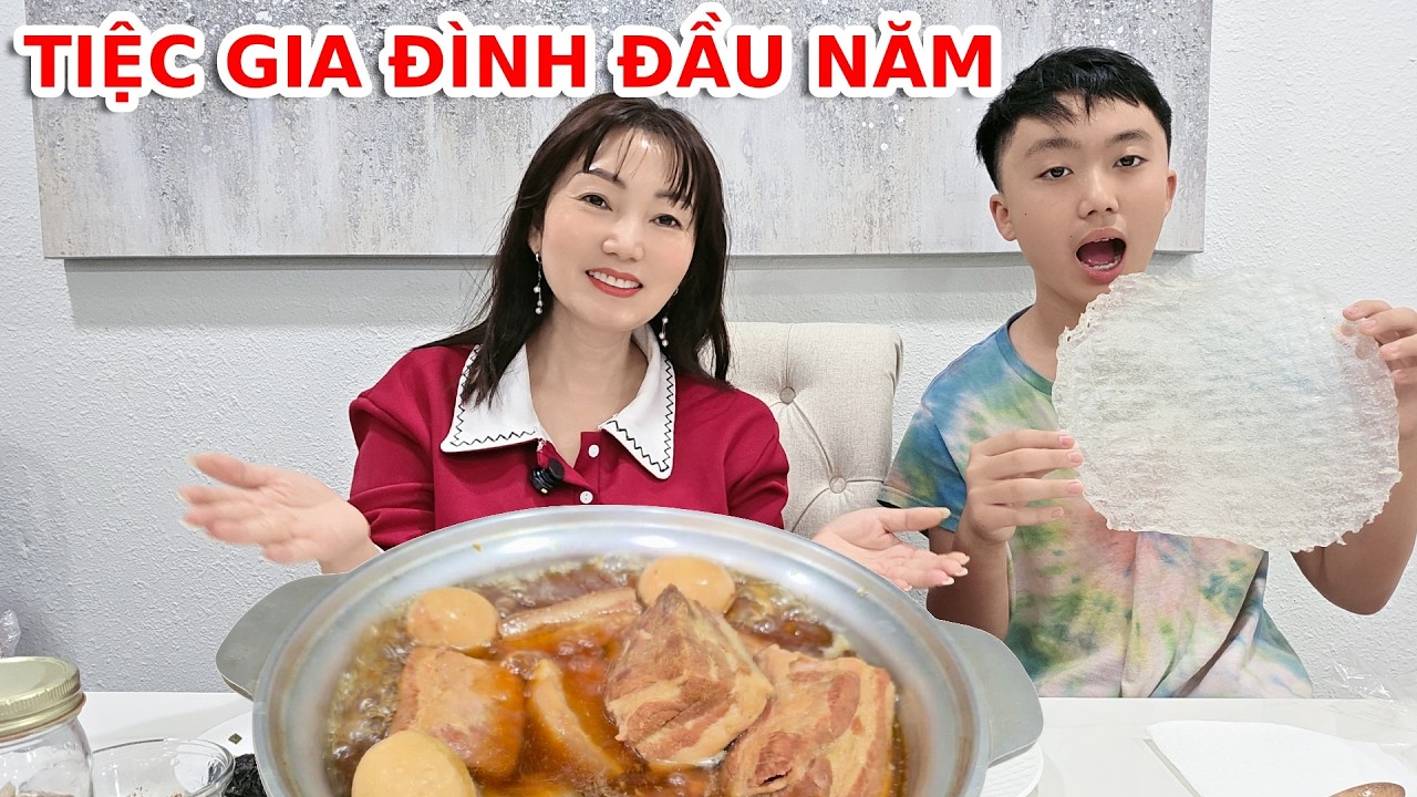 Người Việt Ăn Tết ở Mỹ Ra Sao - Thịt Kho Trứng, Bánh Tét, Dưa Chua Củ Kiệu | Cuộc Sống ở Mỹ