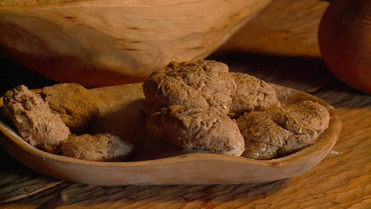 Schulfilm: Mittelalter - Wohnen und Essen unter einem Dach