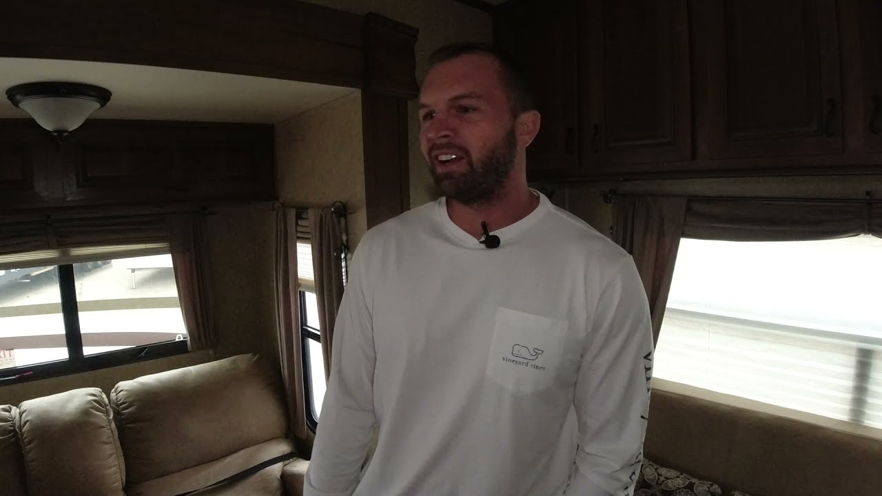 A nice 5th wheel in great condition!!! A 2014 Open Range 368RLS! Let Daniel show you around!!!!