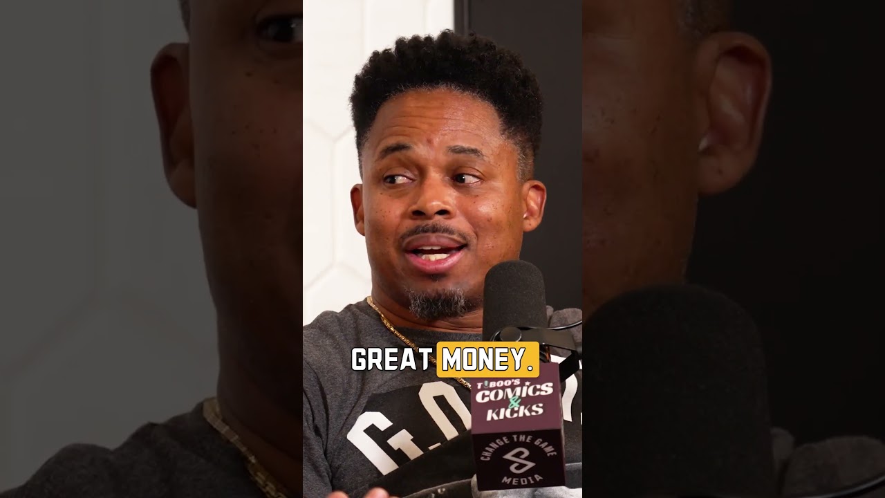 Black Ranger Walter Jones Didn&rsquo;t Know Power Rangers Would Blow Up (Action Figure Moment)