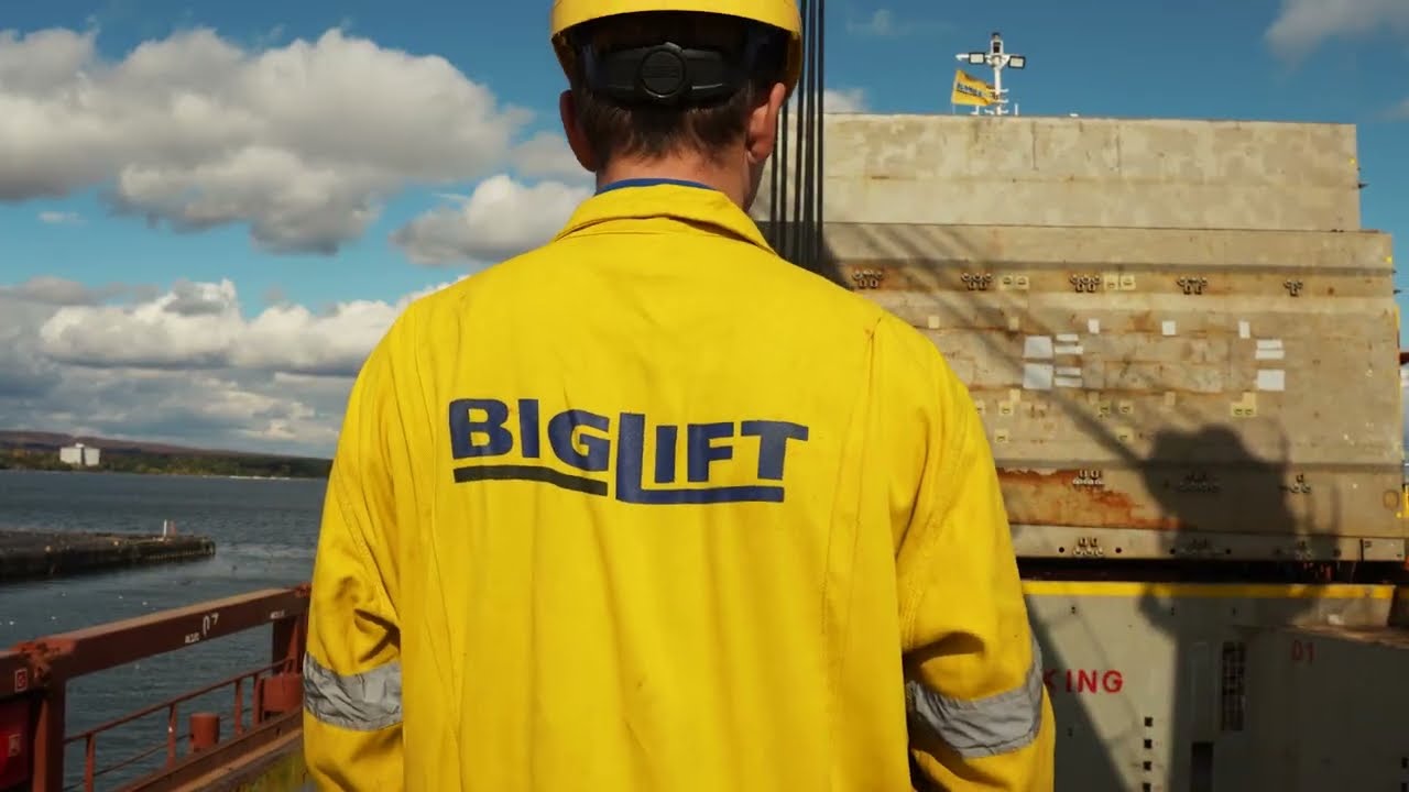 BigLift Happy River Vessel