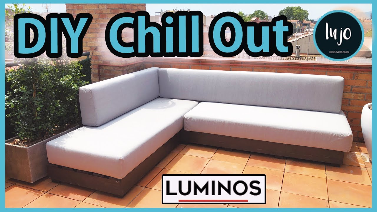 DIY Sofá CHILL OUT con abeto y palets reciclados. Protector madera Luminos Colors. Recicleitor