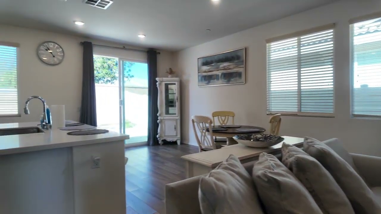 Moreno Valley Masterpiece #41378