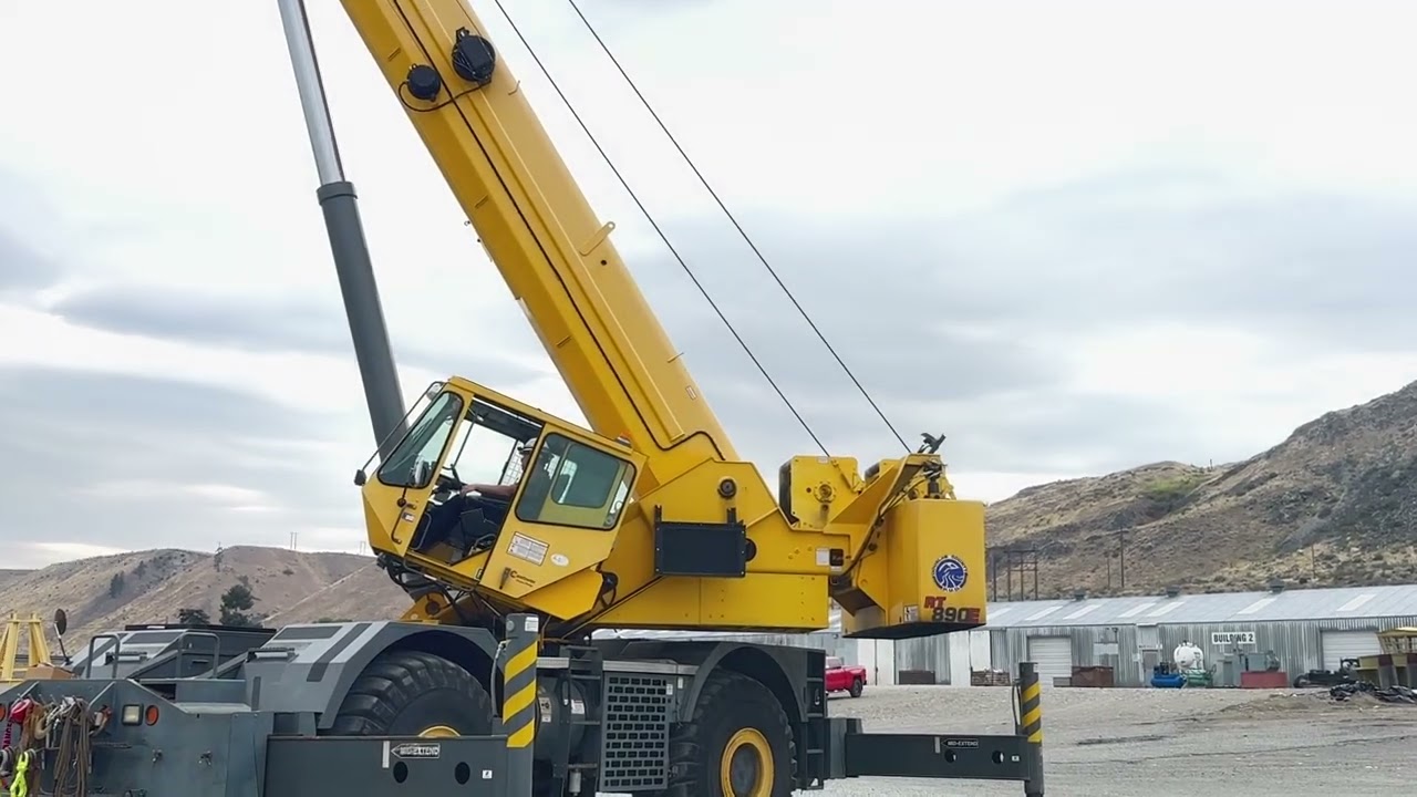 200-2007 Grove RT890E