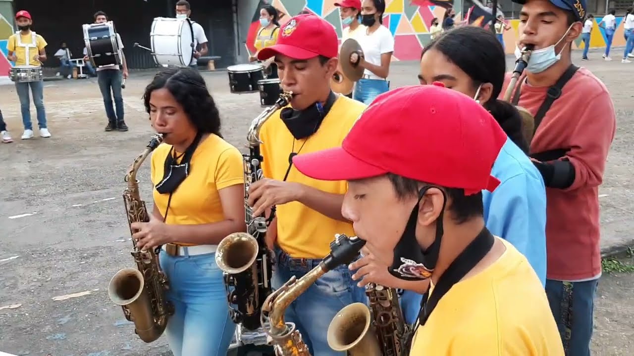 Banda Show Francisco de Miranda - Ensayo: Que se Vaya