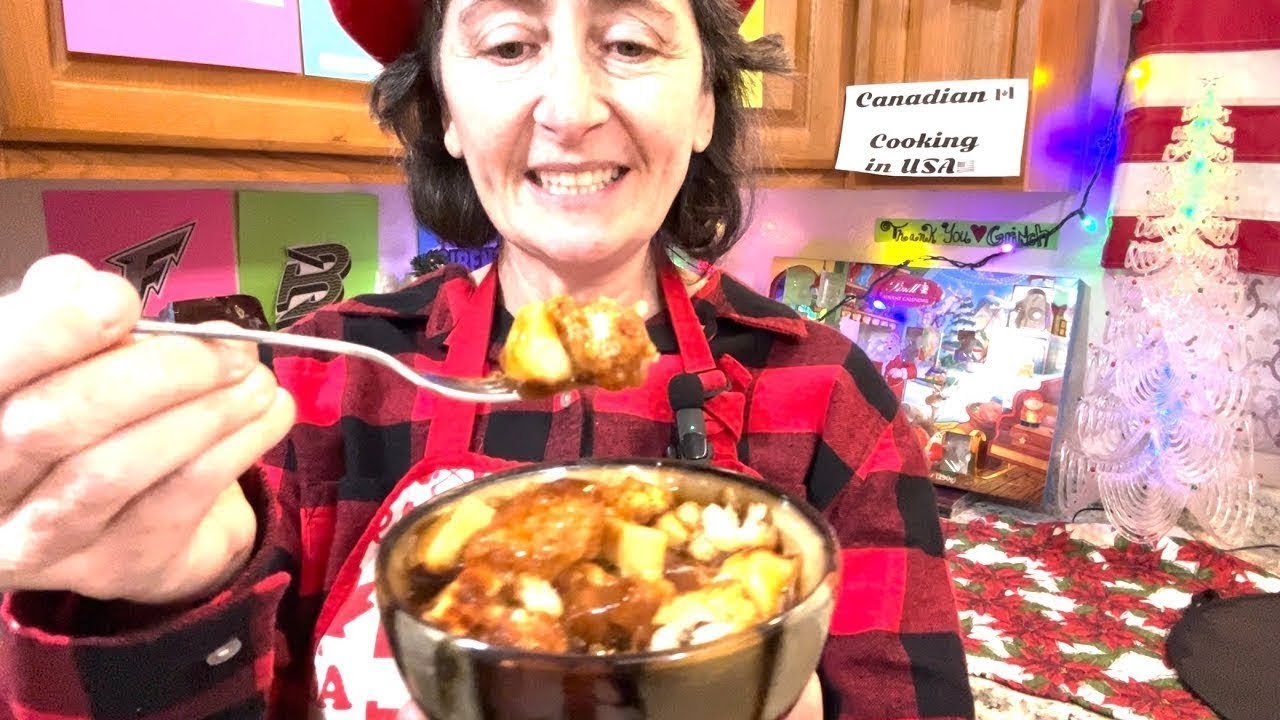 🎄 Poutine on Gravy Day!!! (December 21) / “Pou-Tots & Pou-tzels”😊