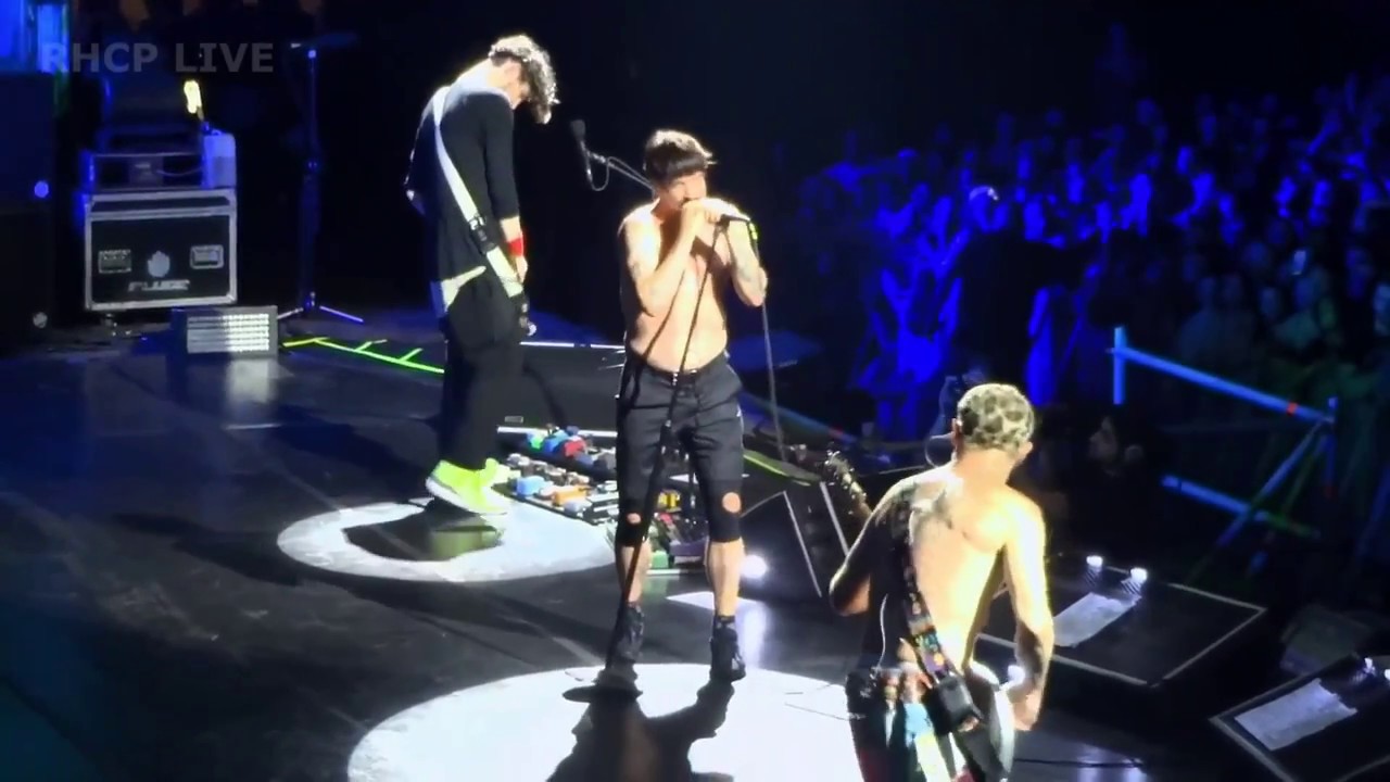 RHCP - Dreams Of A Samurai (FIB 2017) *AMAZING PERFORMANCE*