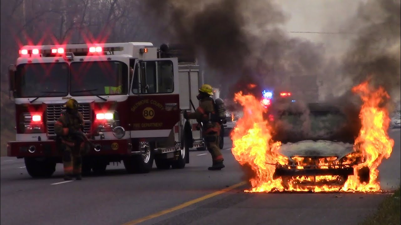 PRE-ARRIVAL - Firefighters Battle Working Car Fire. Baltimore County, MD.