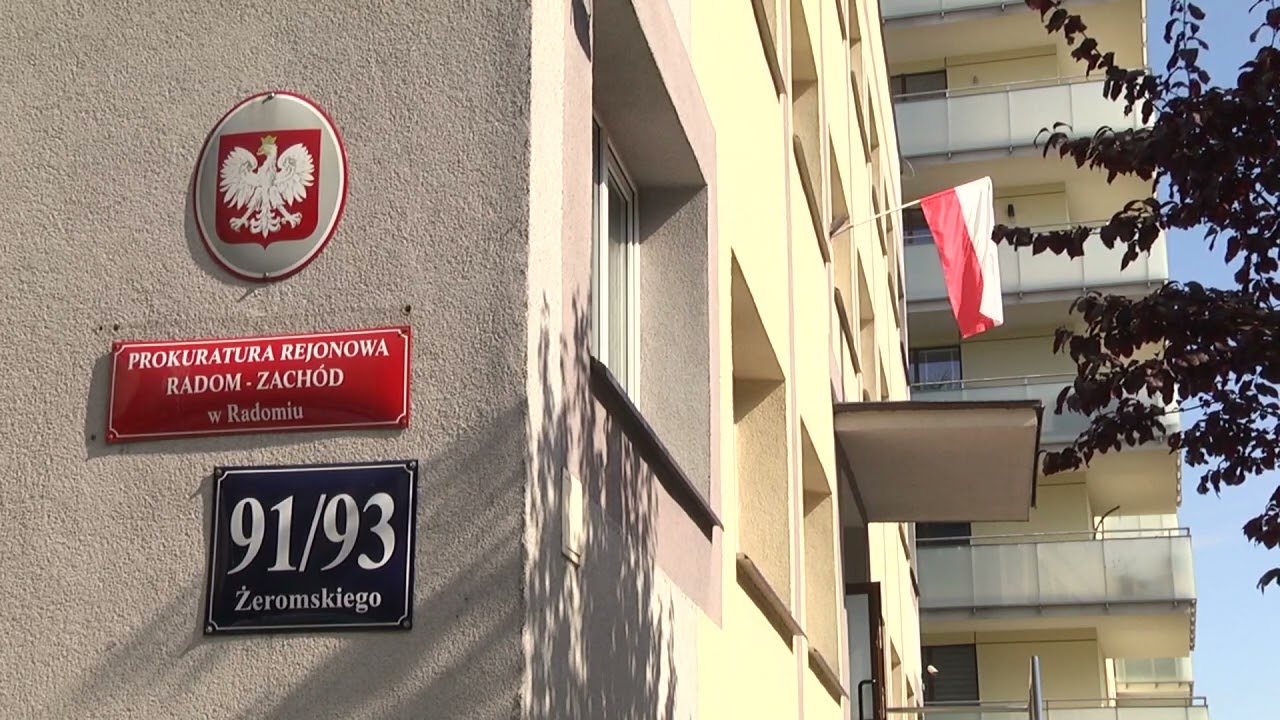 Strzały na czerwonym świetle. Agresywny kierowca zatrzymany przez policję