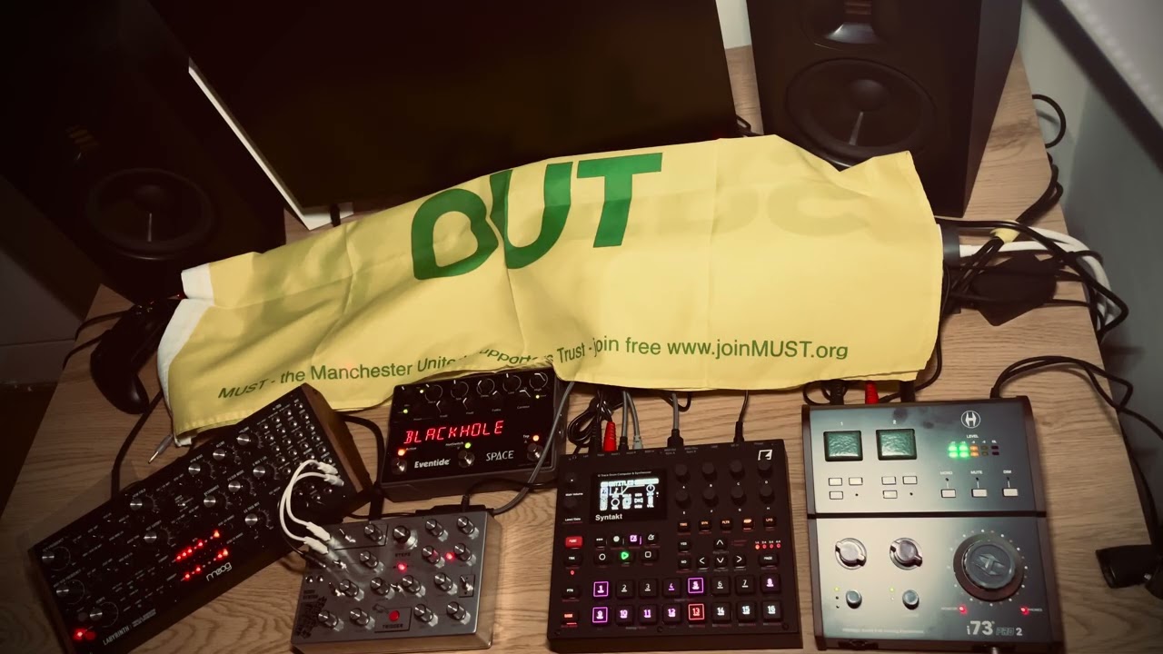 LIVE TECHNO SET 7 | Moog Labyrinth, Elektron Syntakt, Body Synths Metal Fetishist.