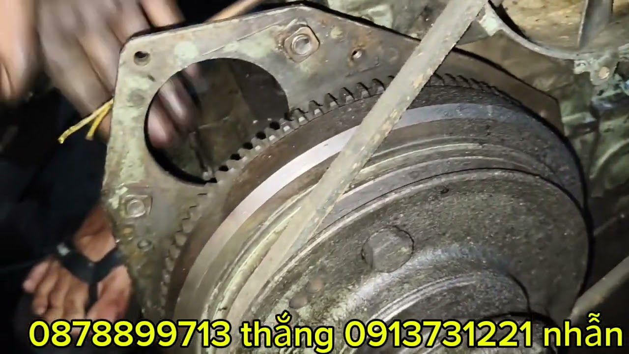 Tối ngày 5/2 em lên xã lô 16 máy dầu lấy phụ tùng nhờ cô chú tham khảo!