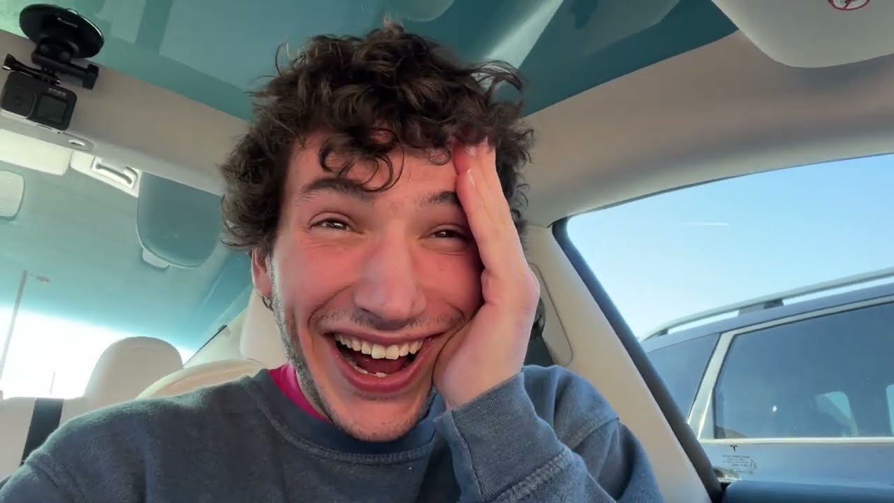 Reaction to AMAZING by a Rex Orange County Super-Fan