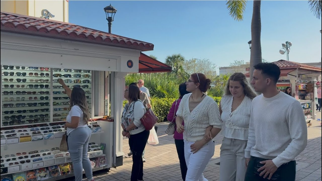  Orlando premium outlets International Walking Tour