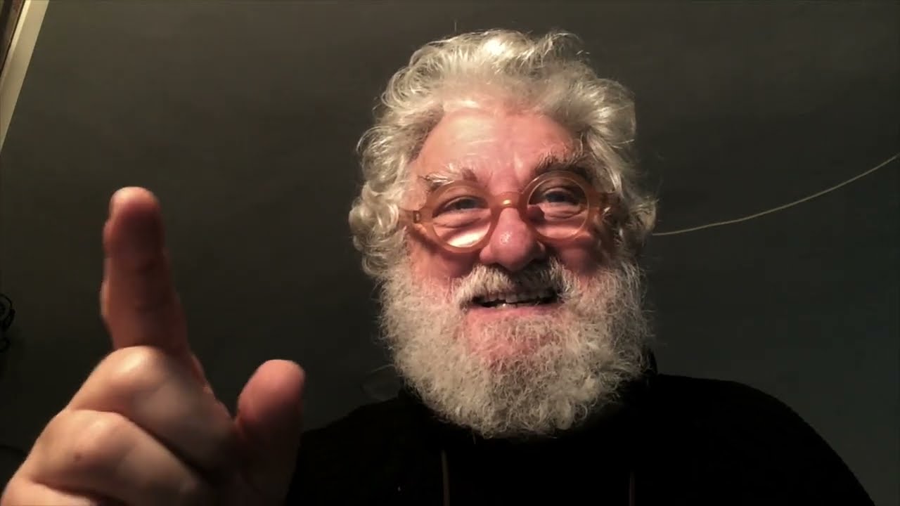 Giorgio Scaramuzzino legge 