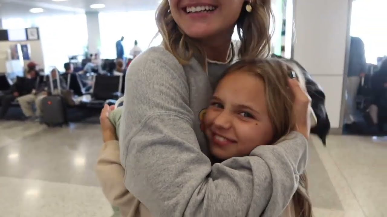 No Phones for 8 days | Kesley Flies To Nashville | Flight Delayed | Plans Are Ruined | The LeRoys