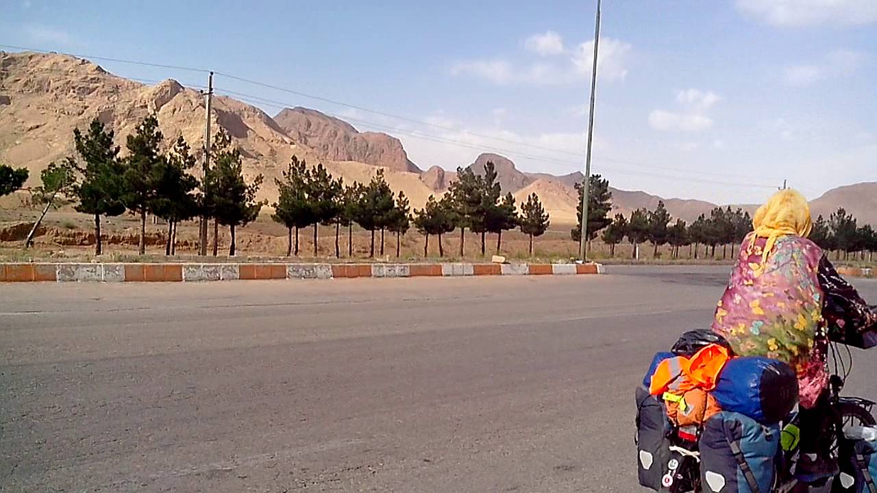 Iran Reise Doku Radreise: per Fahrrad durch die W&uuml;ste (1)