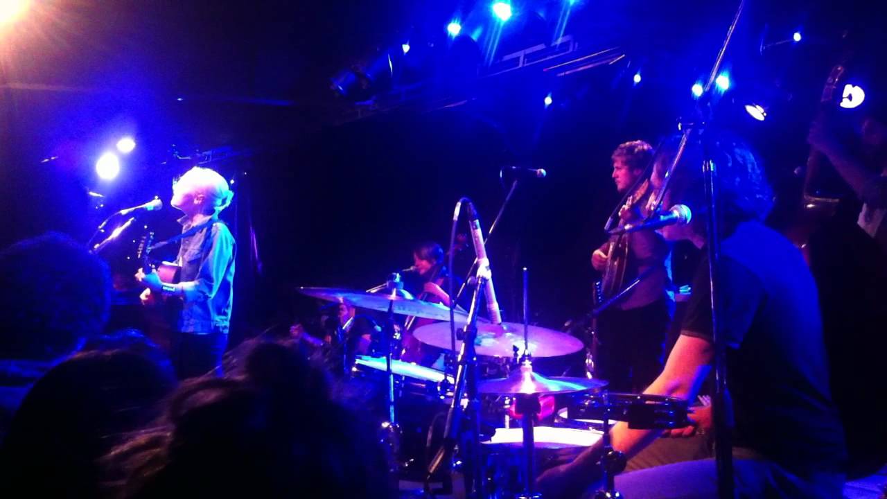 Laura Marling - Alas I Cannot Swim