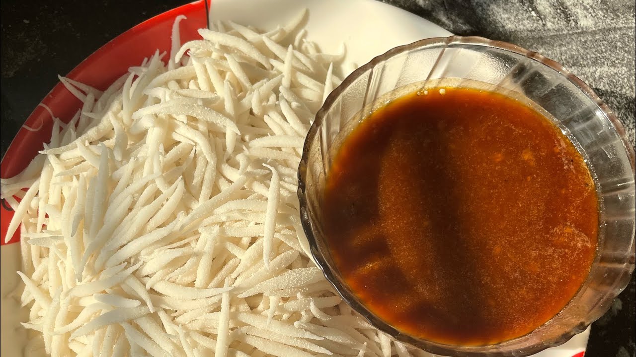 বরিশালের বিখ্যাত রসের চুই পিঠা।