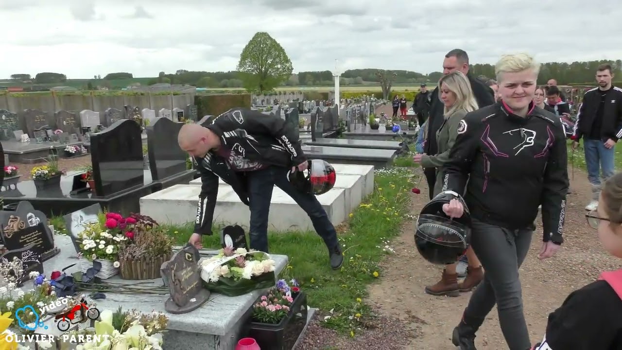 Hommage moto à Seb , Olivier Parent