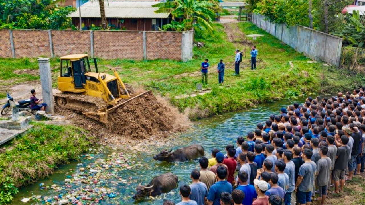 First Start New Perfect Project !! Complete100% Landfill Process by Bulldozer Komat'su & Dump Trucks