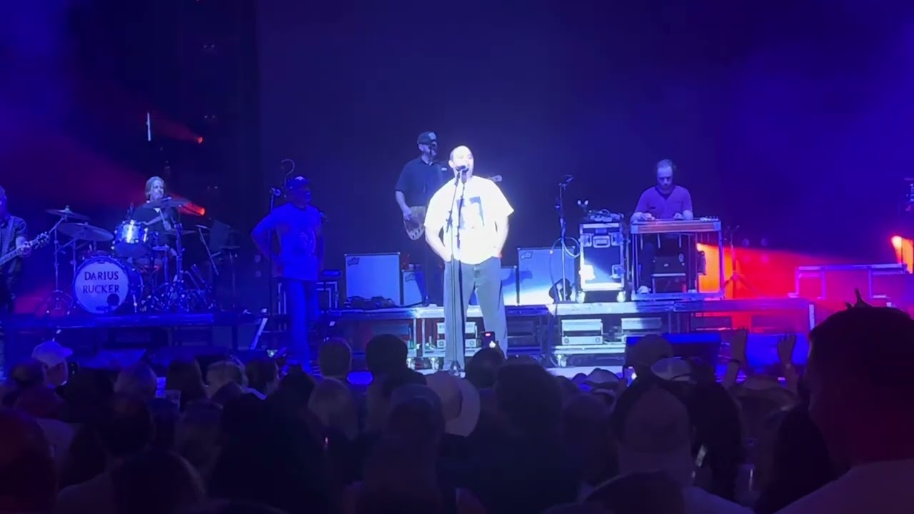 Fritzy's Full performance with Darius Rucker