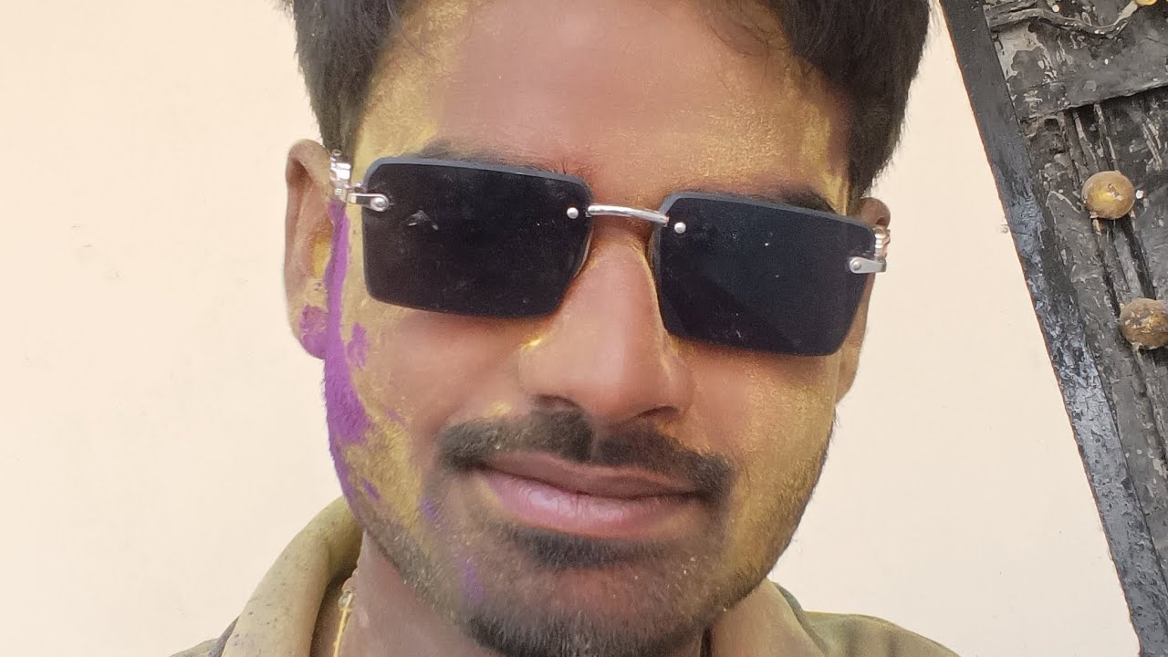 Aap sabhi logo ko Holi ki bahut bahut badhai ❤️