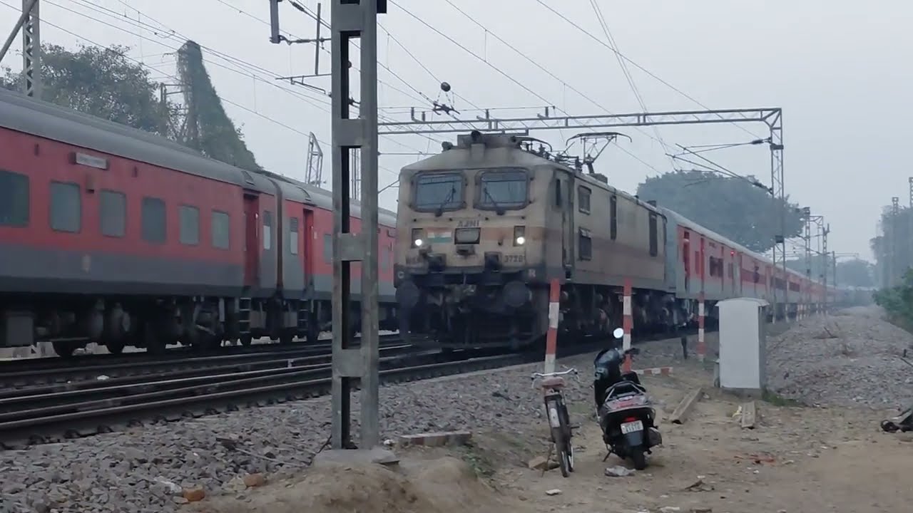 Newly LHB-fied | First LHB run of 12237 BSB-JAT Begampura Express | Ajni P7 with LHB Begampura Ex.