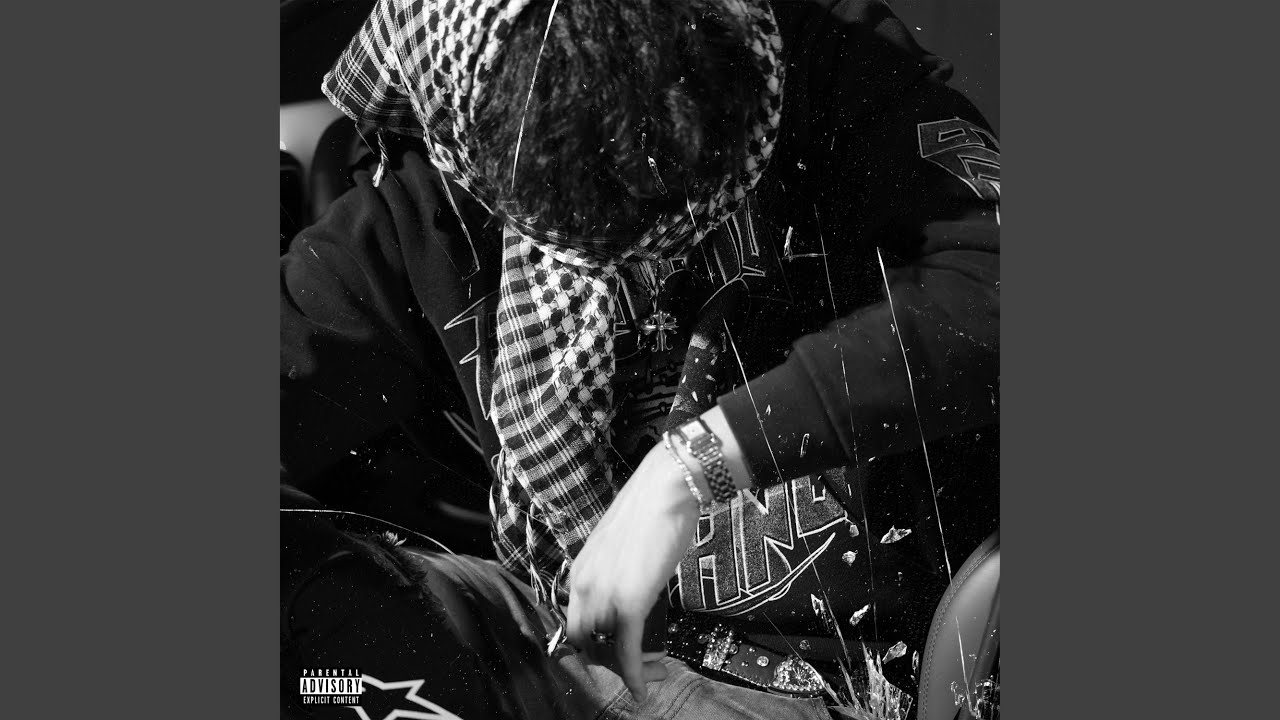 Trappin' Outside (feat. Luhtray)