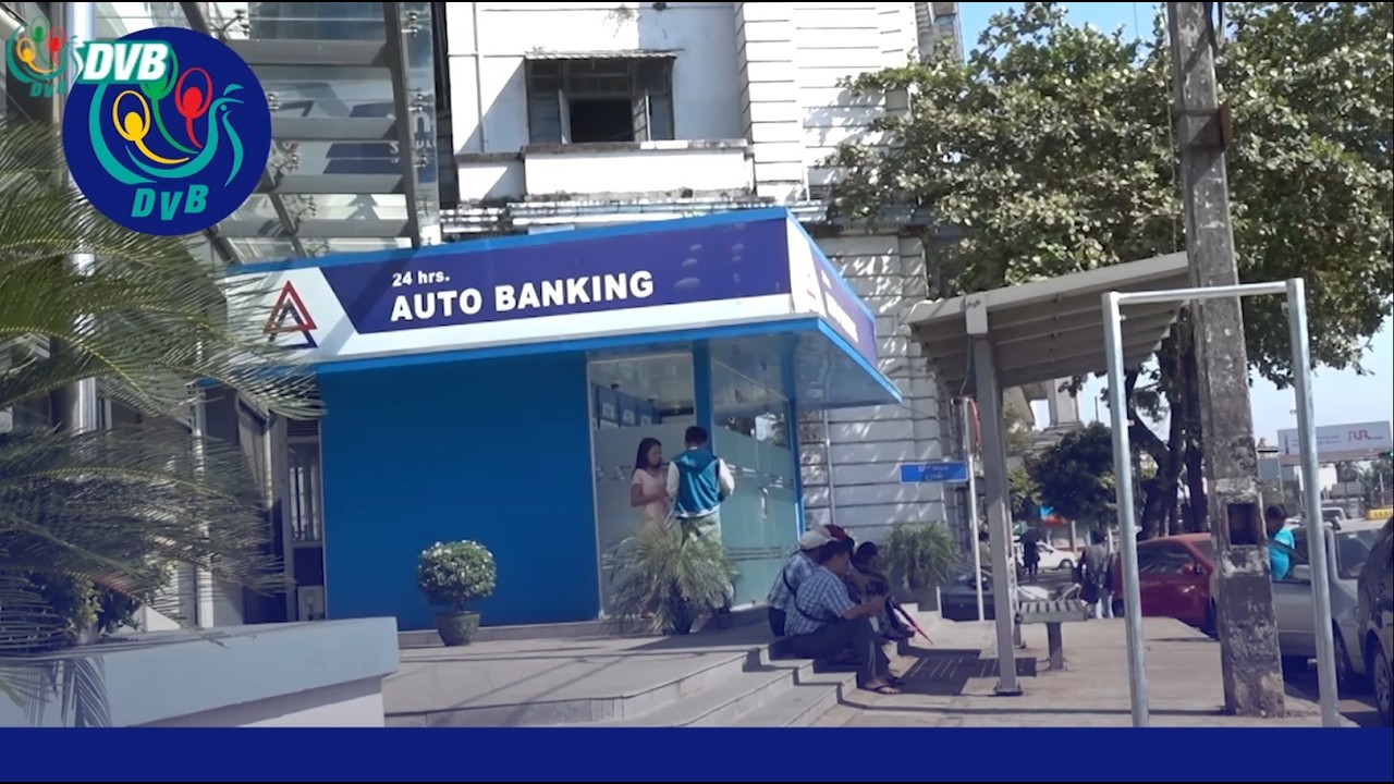 ဘဏ်အကောင့်နဲ့ KBZ Pay အကောင့် အပိတ်ခံထားရသူတွေ ဆက်တိုက်ဖမ်းဆီးခံနေရ - DVB News
