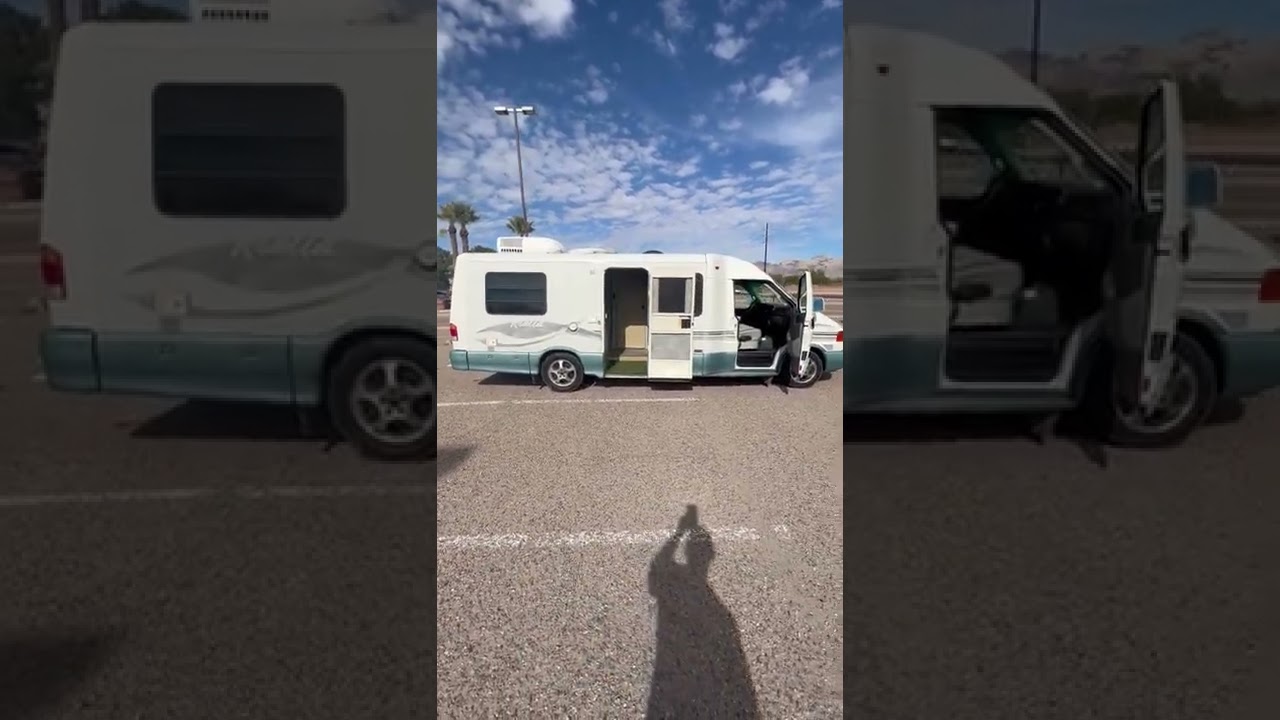 2002 WINNEBAGO RIALTA 22QD  FOR SALE