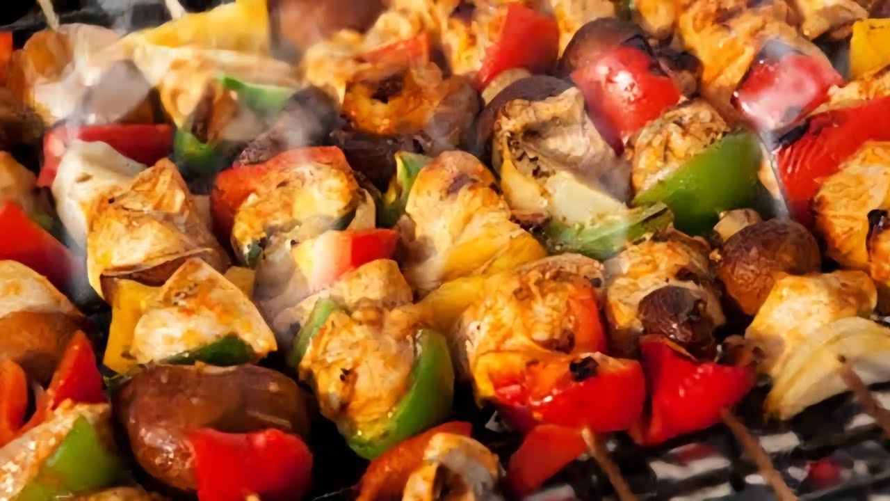 شيش طاووق تركي مع البرغل أطيب وأسرع وصفة صحية 😍 شيف عمر