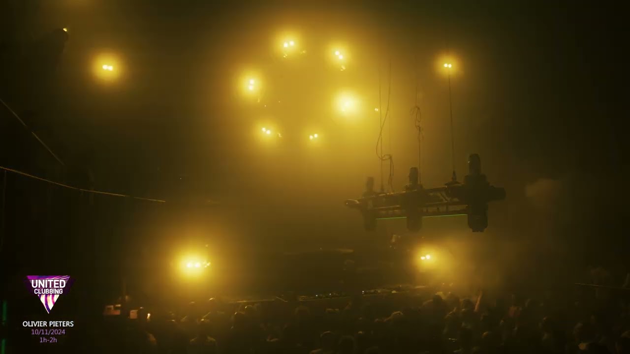 Olivier Pieters @ ZooClub - United Clubbing - 10-11-024