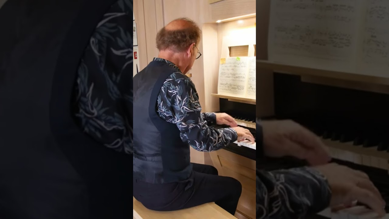 J.S.BACH  PRELUDE in C BWV 545  #willemvantwillert SKRABL-ORGAN NIJKERK NL