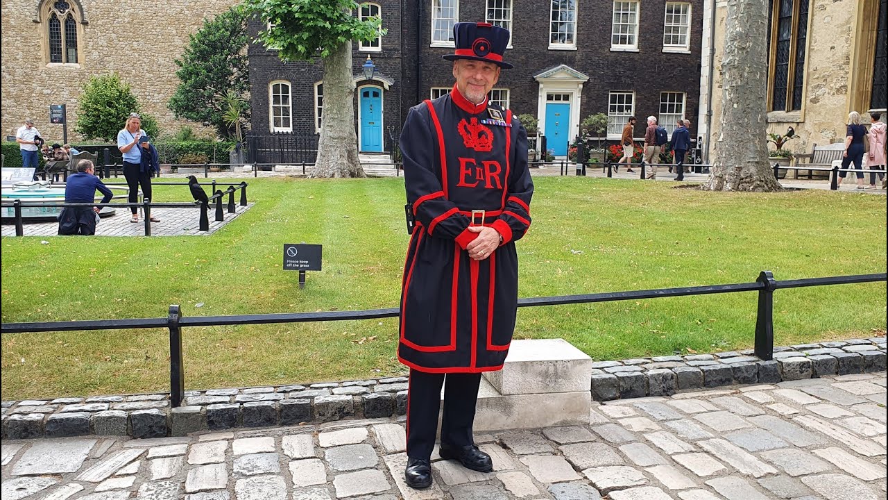 Listen to Andy, the Beefeater / Yeoman Warders at Tower of London