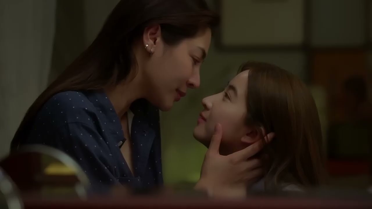(CC) Nueng & Anueng - You're The One I Love |  
