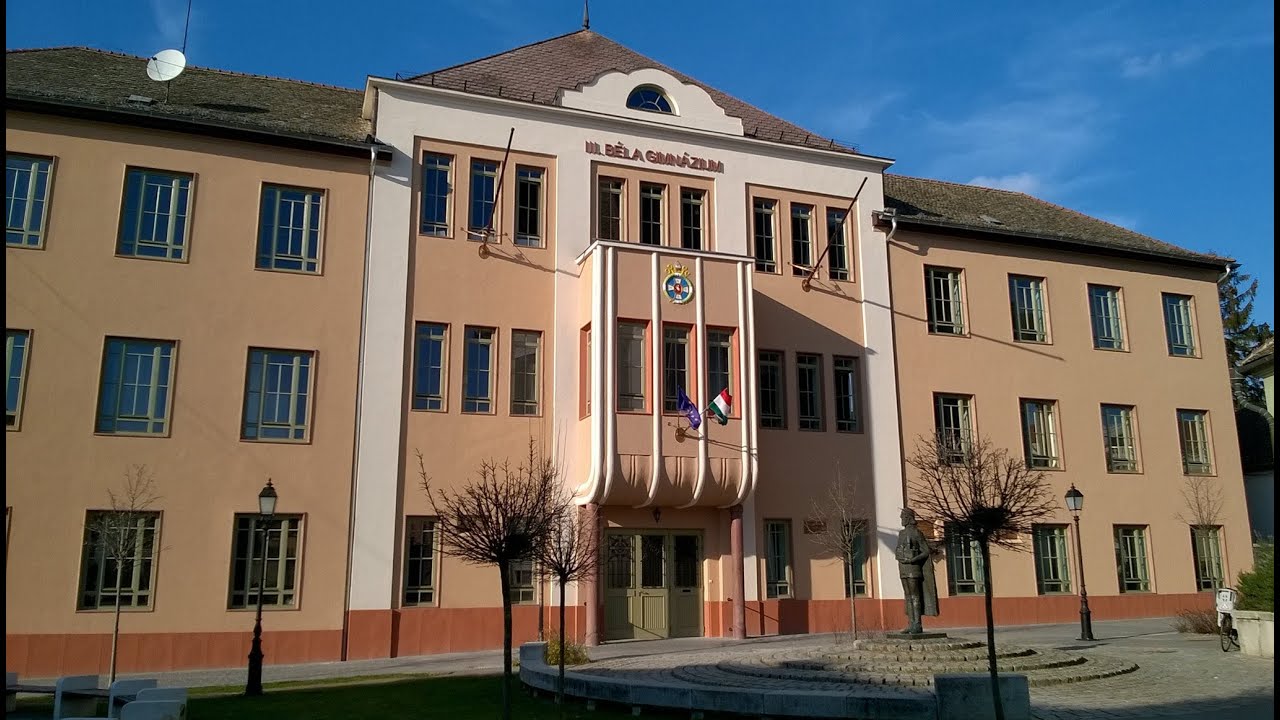 A Bajai III. Béla Gimnázium kitüntetett, végzős diákjai - 2020.