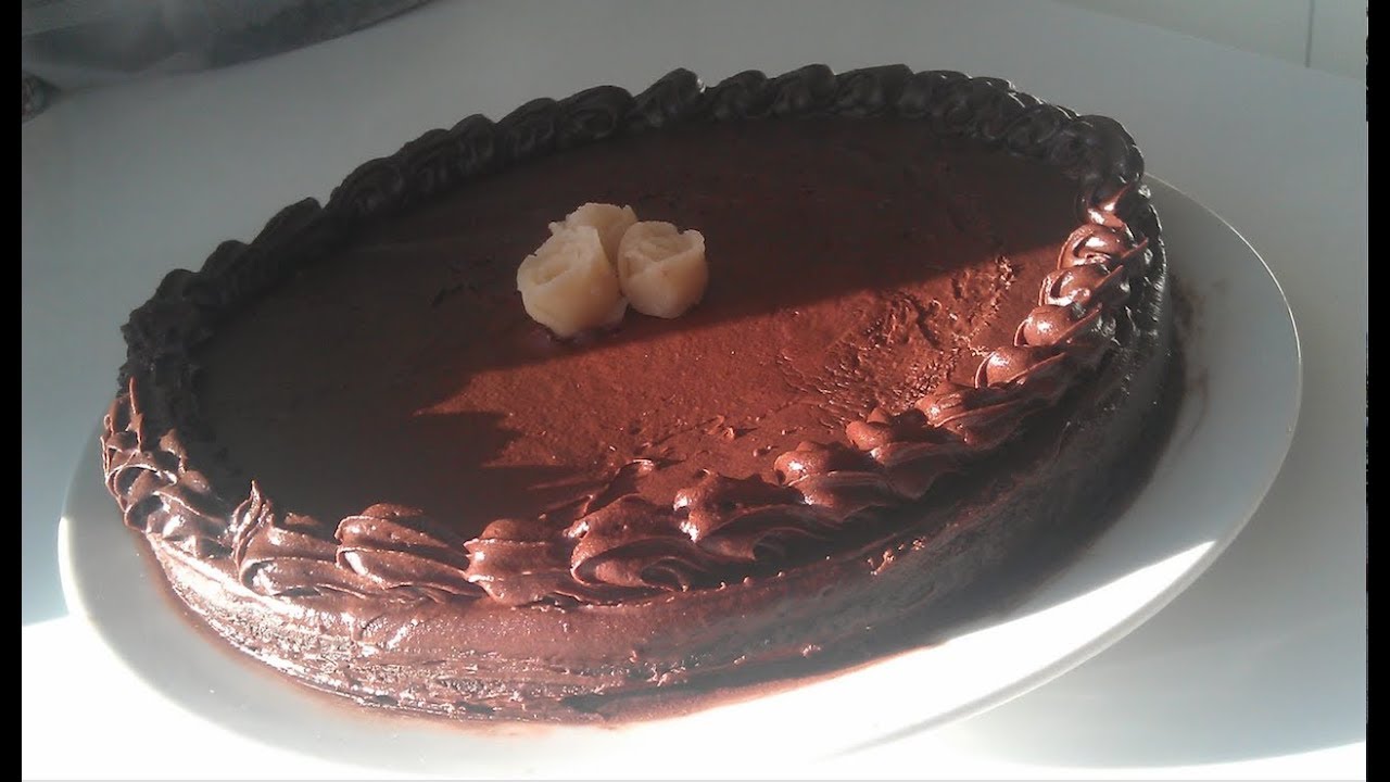 Chokoladekage m. frosting