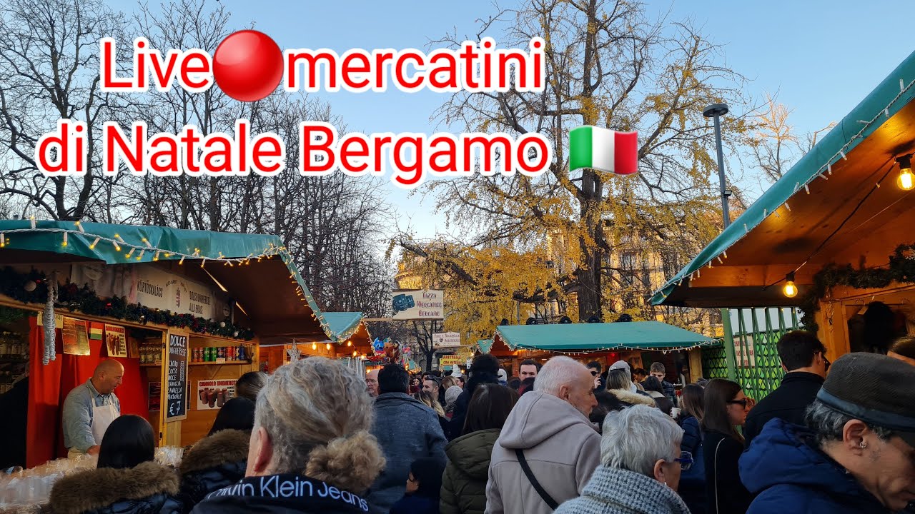 happy devis กำลังถ่ายทอดสด! mercatini di Natale
