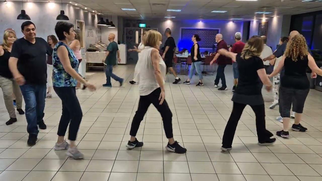 ריקוד  ימינה שמאלה חיים צמח.