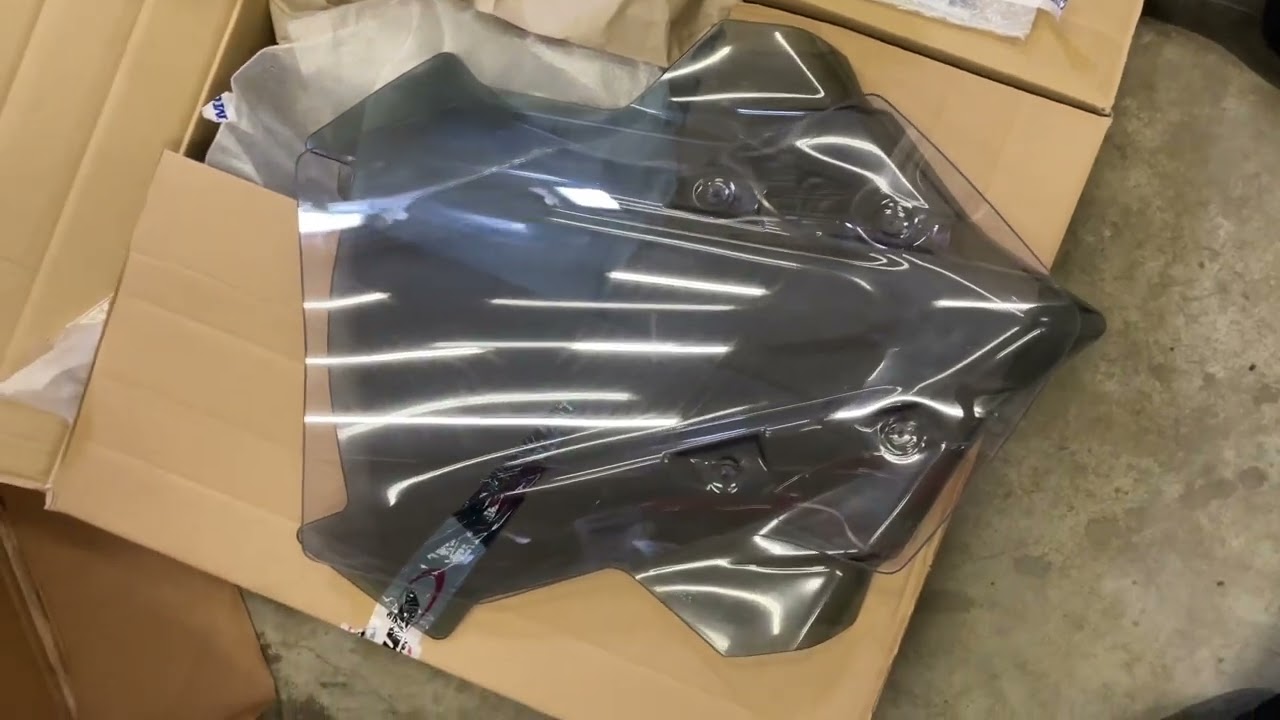 Yamaha Tracer 9 2021. Сравнение стекол оригинала, китайского и Puig