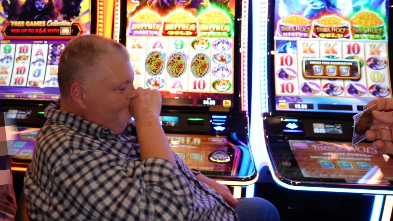 A Machine That Paid $300,000... Is Lucky Ed About To SMASH That Record?