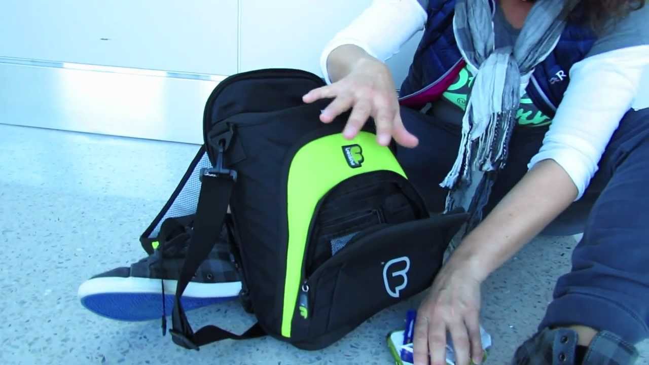 Micro Workstation bag with Amanda Wheatley at LAX airport
