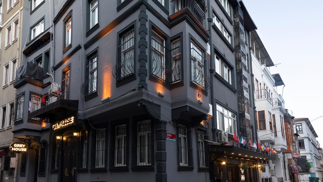 Grey House Suit Istanbul - Historical Peninsula | İstanbul, Turkey | Hotel Review🏠