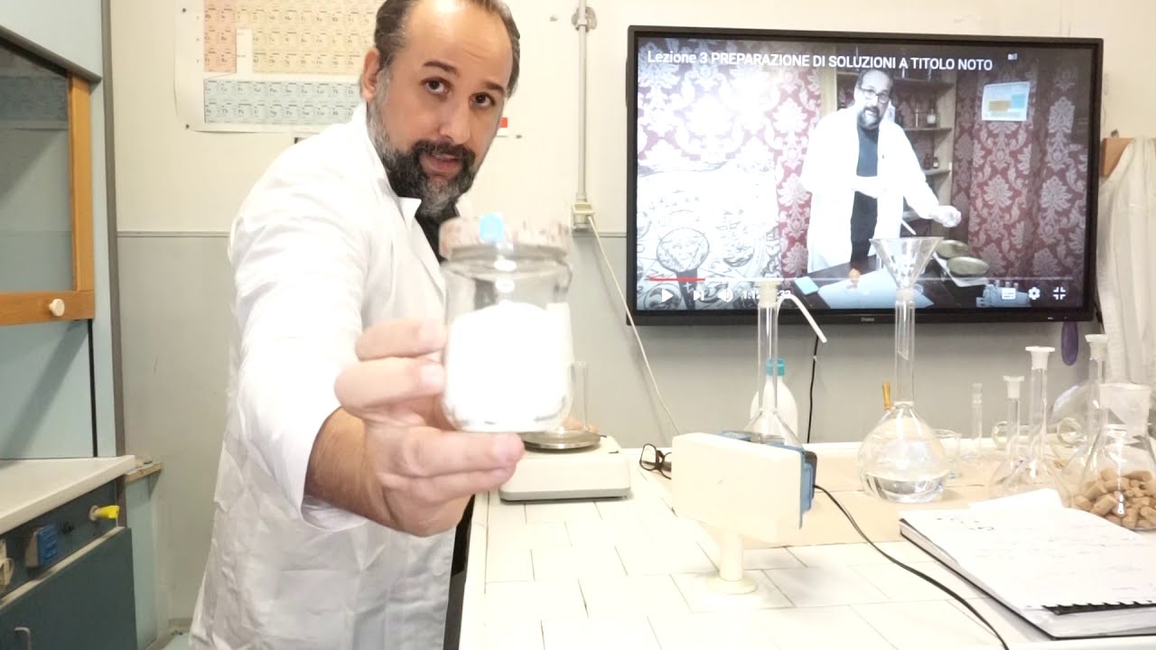 Lezione 4 preparazione di una soluzione a titolo noto di Cloruro di Sodio (NaCl)