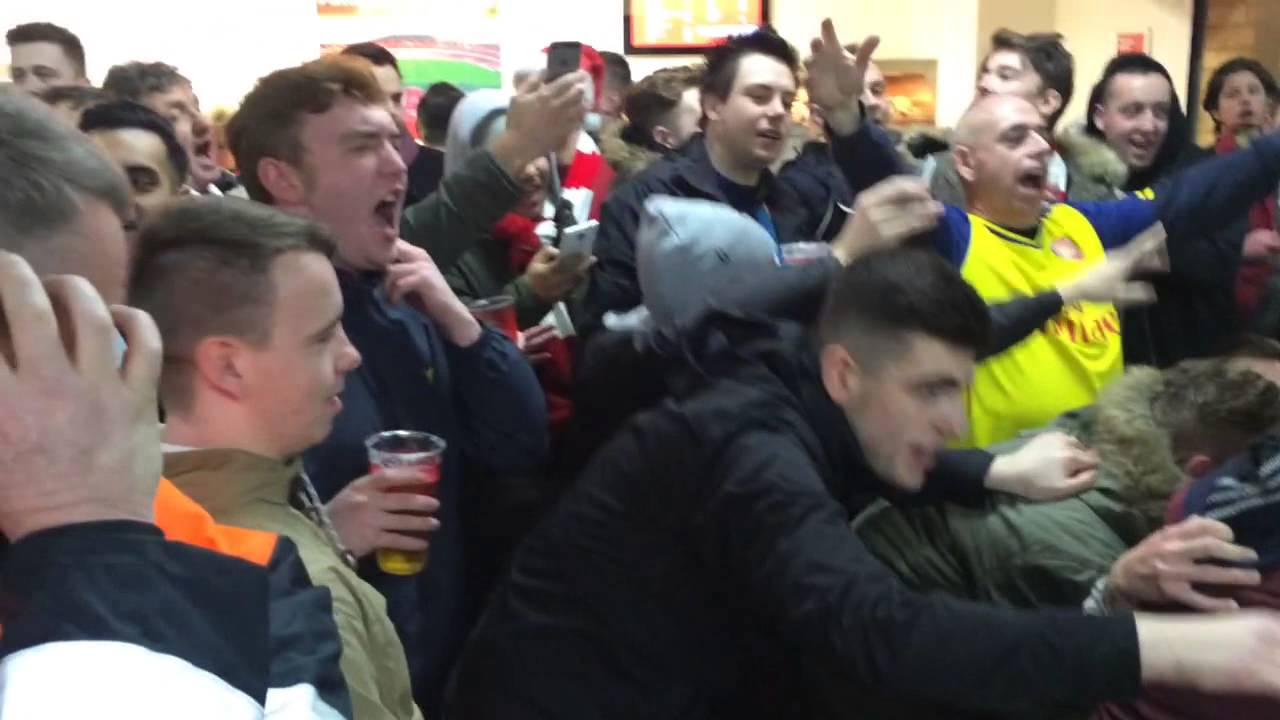 We won the league at white hart Lane (Arsenal away)
